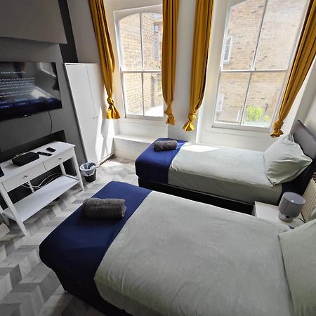 2 Bedroom 2 Bathroom Apartment In Old St - Shoreditch - Zone 1 Londra Dış mekan fotoğraf