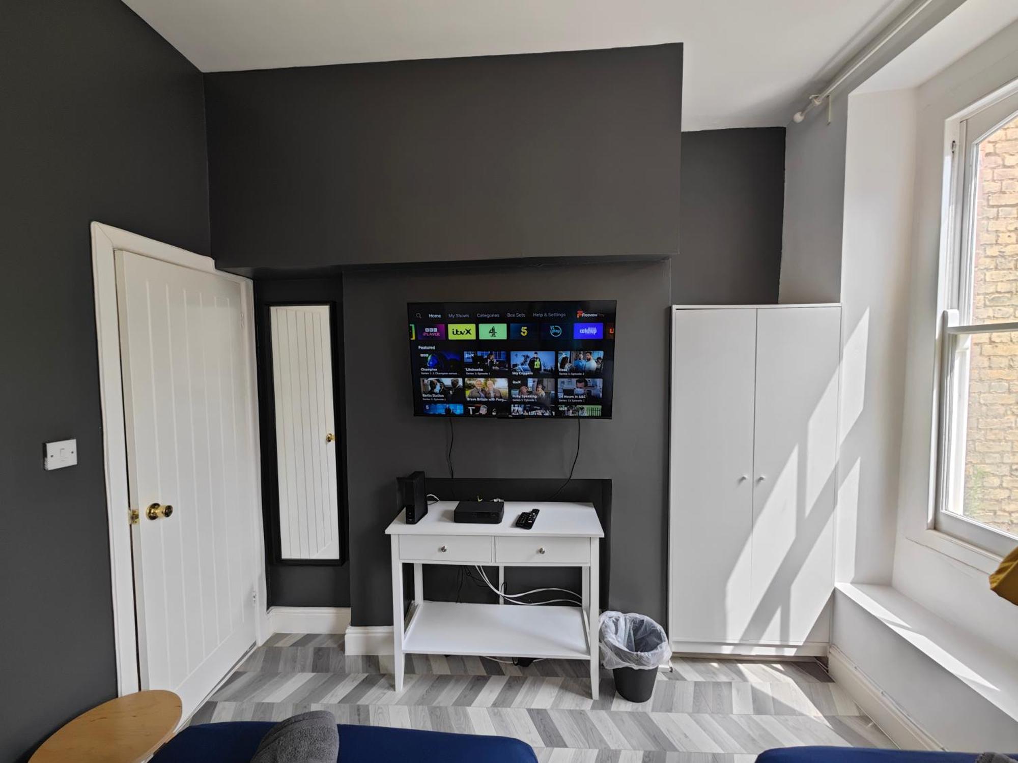 2 Bedroom 2 Bathroom Apartment In Old St - Shoreditch - Zone 1 Londra Dış mekan fotoğraf